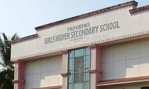 പ്രൊവിഡന്‍സ് സ്കൂളിലെ ശിരോവസ്ത്ര വിലക്ക്: വിദ്യാര്‍ഥിനിയുടെ പിതാവ് പരാതി നല്‍കി