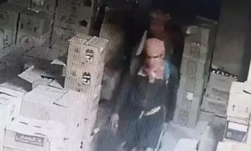 ബിവറേജസ് ഔട്ട്‍ലറ്റിലെ ലക്ഷം രൂപ തൊട്ടില്ല; മോഷ്ടാക്കൾ അടിച്ചുമാറ്റിയത് 11 കുപ്പി മദ്യം!