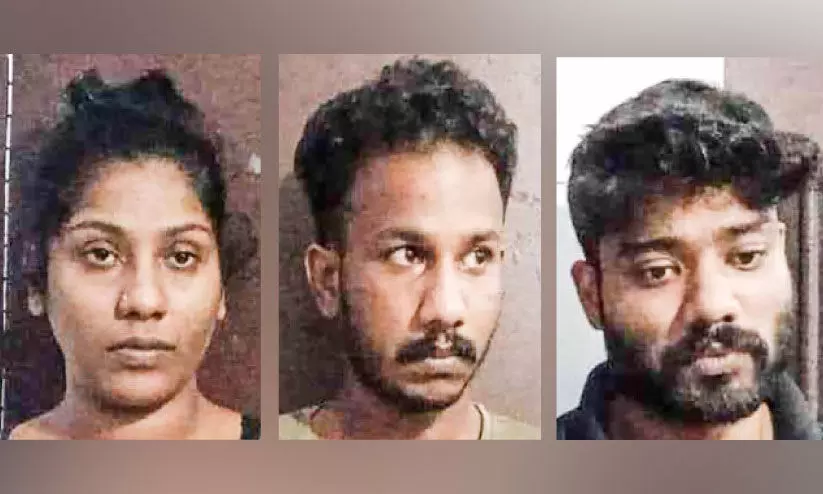 ലഹരിമരുന്ന് നൽകി പണം തട്ടുന്ന യുവതി ഉൾപ്പെടെയുള്ള സംഘം പിടിയിൽ ലഹരിമരുന്ന് നൽകി പണം തട്ടുന്ന യുവതി ഉൾപ്പെടെയുള്ള സംഘം പിടിയിൽ