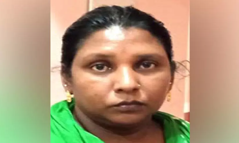 ജോലിക്ക് നിന്ന വീടുകളിൽനിന്ന് സ്വർണം മോഷ്ടിച്ച യുവതി പിടിയിൽ