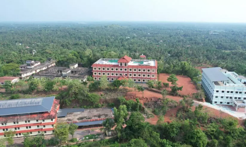 പഞ്ചനക്ഷത്ര പദവിയില്‍ വെള്ളച്ചാല്‍ എം.ആര്‍.എസ്