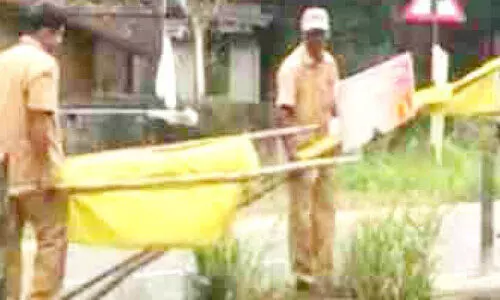 എസ്.എന്‍.ഡി.പിയുടെ കൊടിതോരണങ്ങള്‍ നീക്കിയതില്‍ പ്രതിഷേധം