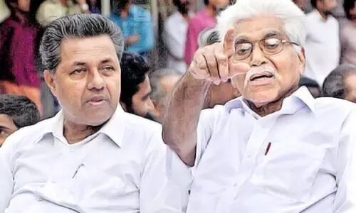 ലോ​​ക ക​​മ്യൂ​​ണി​​സ​​ത്തി​​ന്‍റെ മാ​​ധ്യ​​മ​മു​​ഖം;  ബ​ർ​ലി​ൻ   കു​ഞ്ഞ​ന​ന്ത​ൻ നാ​യ​രെ ഓർ​ക്കു​ന്നു