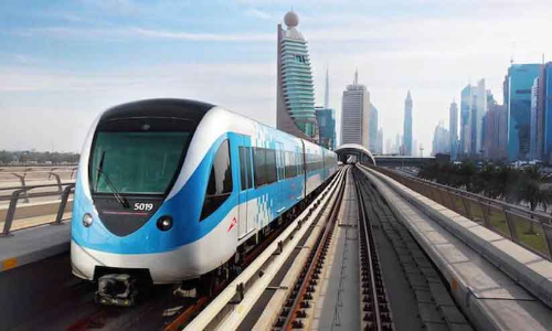 വരുന്നു വൻതിരക്ക്; മെട്രോ പുലർച്ചെ രണ്ടുവരെ ഓടും