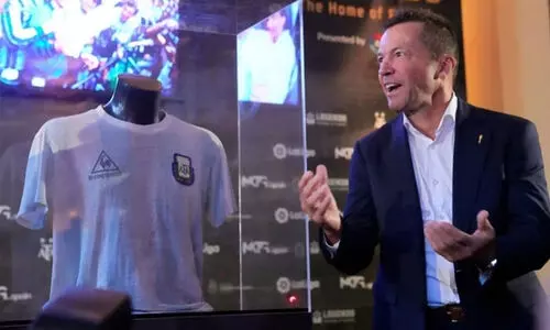 മറഡോണയുടെ മാന്ത്രിക കുപ്പായം 36 വർഷങ്ങൾക്കിപ്പുറം മത്യോസ് തിരിച്ചു കൊടുത്തു...