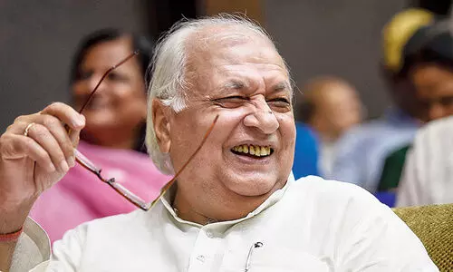arif mohammad khan 8909