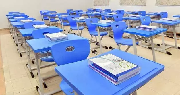 വീണ്ടും സ്കൂളിലേക്ക്...