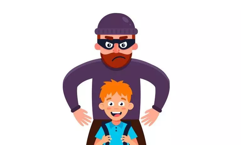 മുഖംമൂടിധാരികള്‍ കുട്ടികളെ തട്ടിക്കൊണ്ടുപോകാൻ ശ്രമം