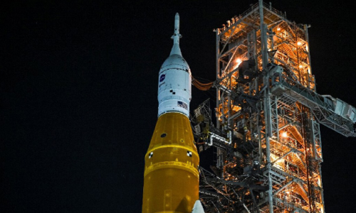 അരനൂറ്റാണ്ടിന് ശേഷം നാസ വീണ്ടും ചാന്ദ്രദൗത്യത്തിന്