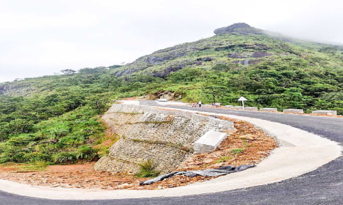 ആകാശം തൊടും പാതയിൽ ഇനി സുഖയാത്ര