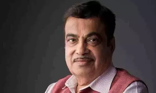 നല്ലകാലത്തും ചീത്തകാലത്തും കൂടെനിൽക്കുക, ഉദിച്ചുയരുന്ന സൂര്യനെ ആരാധിക്കരുത് -നിതിൻ ഗഡ്ഗരി