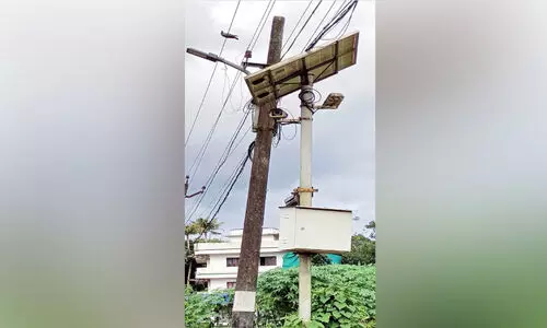 കണ്ണടച്ചിരിപ്പാണ് നിരീക്ഷണ കാമറകൾ