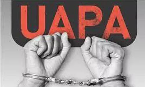 സ്വാതന്ത്ര്യദിനത്തിൽ സവർക്കറുടെ ചിത്രം: രാജസ്ഥാൻ സ്വദേശിക്ക് കുത്തേറ്റ സംഭവത്തിൽ  പ്രതികൾക്കെതിരെ രാജ്യദ്രോഹക്കേസ്