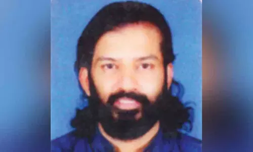 മാതൃഭൂമി സബ് എഡിറ്റർ കെ. രജിത്ത് അന്തരിച്ചു മാതൃഭൂമി സബ് എഡിറ്റർ കെ. രജിത്ത് അന്തരിച്ചു