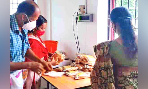 മലപ്പട്ടത്ത് മഞ്ഞൾ വസന്തം