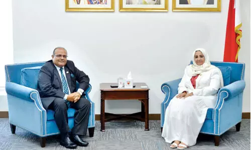 ഇന്ത്യൻ അംബാസഡർ ആരോഗ്യ മന്ത്രിയുമായി ചർച്ച നടത്തി