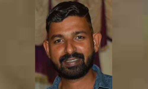 ബസ് ഡ്രൈവർ ട്രെയിൻ തട്ടി മരിച്ച നിലയിൽ