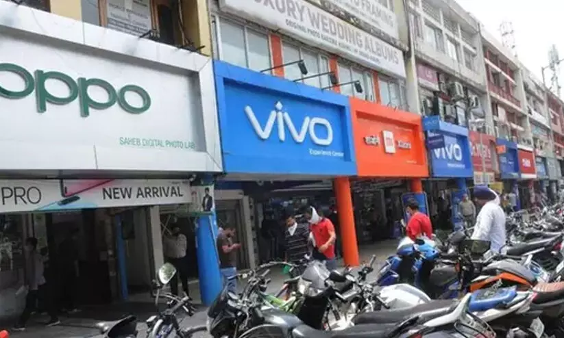 12,000 രൂപയിൽ താഴെയുള്ള ചൈനീസ് ഫോണുകൾ നിരോധിക്കില്ല; വിശദീകരണവുമായി കേന്ദ്രം