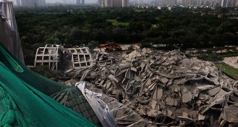 Twin Tower Twin Tower