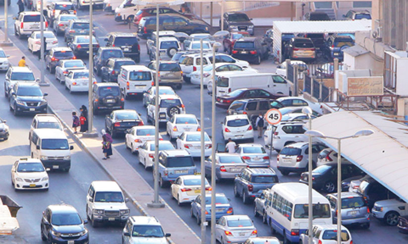 സ്കൂളുകൾ തുറന്നു; റോഡുകളിൽ തിരക്കേറുന്നു സ്കൂളുകൾ തുറന്നു; റോഡുകളിൽ തിരക്കേറുന്നു