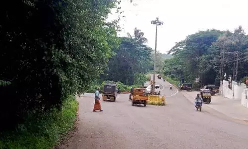 പിലിക്കോടിനും ചെറുവത്തൂരിനും ഇടയിൽ അപകടങ്ങൾ കൂടുന്നു