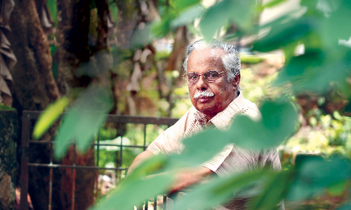 മഴയുടെ സംഗീതം പോലൊരു കാഥികജീവിതം; ടി.പത്മനാഭൻ ജീവിതം, എഴുത്ത്, നിലപാടുകൾ എന്നിവ പങ്കുവെക്കുന്നു മഴയുടെ സംഗീതം പോലൊരു കാഥികജീവിതം; ടി.പത്മനാഭൻ ജീവിതം, എഴുത്ത്, നിലപാടുകൾ എന്നിവ പങ്കുവെക്കുന്നു