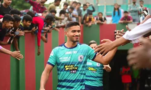 ​കരി​മ്പ് ജ്യൂ​സ് ക​ട​യി​ൽ നിന്നും സ്പാനിഷ് ലാലിഗയിലേക്ക്; ഇ​ന്ത്യ​ൻ ഫു​ട്ബാ​ളിന്റെ യുവമുഖം ആ​ഷി​ഖ് കു​രു​ണി​യ​ൻ ജീ​വി​തം പ​റ​യു​ന്നു