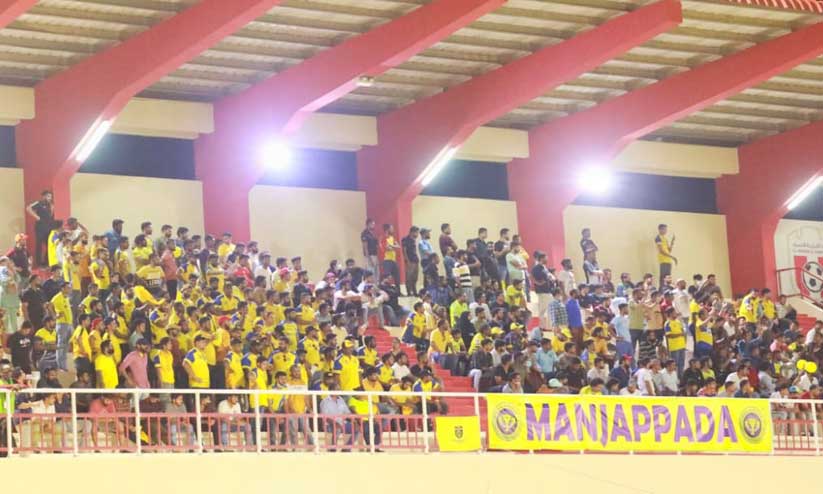 കേരള ബ്ലാസ്റ്റേഴ്സ് ദുബൈയിൽ തുടരും; കൂടുതൽ മത്സരം കളിച്ചേക്കും കേരള ബ്ലാസ്റ്റേഴ്സ് ദുബൈയിൽ തുടരും; കൂടുതൽ മത്സരം കളിച്ചേക്കും