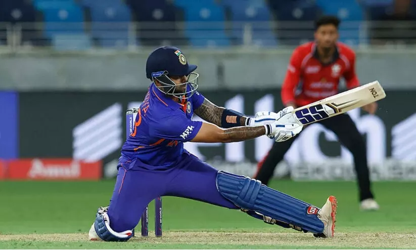 കിങ് കോഹ്ലി റിട്ടേൺ; ഹോങ്കോങ്ങിന് 193 റൺസ് വിജയലക്ഷ്യം കിങ് കോഹ്ലി റിട്ടേൺ; ഹോങ്കോങ്ങിന് 193 റൺസ് വിജയലക്ഷ്യം