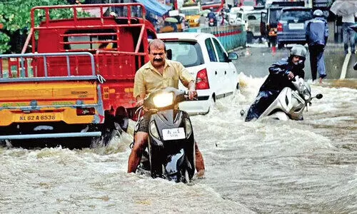 പത്തനംതിട്ട ജില്ലയിൽ മഴ തുടരുന്നു