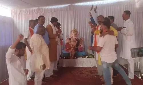 ഈദ്ഗാഹ് മൈതാനത്തെ ഗണേശോത്സവം: ചരിത്രദിനമെന്ന് ശ്രീരാമസേന തലവൻ പ്രമോദ് മുത്തലിക്