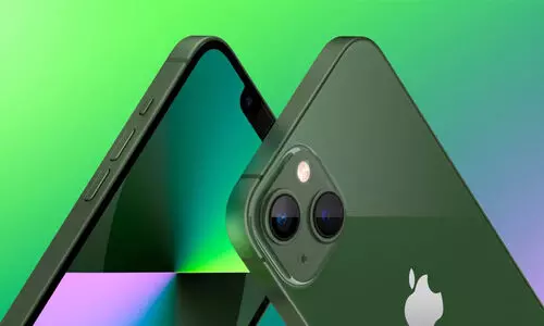 ഐഫോൺ 13 - 128 ജിബി ഏറ്റവും കുറഞ്ഞ വിലയിൽ; ഐഫോൺ 12-നും കിഴിവ്, കിടിലൻ ഓഫറുമായി ഫ്ലിപ്കാർട്ട്