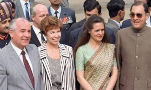 ഗോർബച്ചേവ്, ഇന്ത്യയുമായി ബന്ധമുറപ്പിച്ച രാഷ്ട്രത്തലവൻ