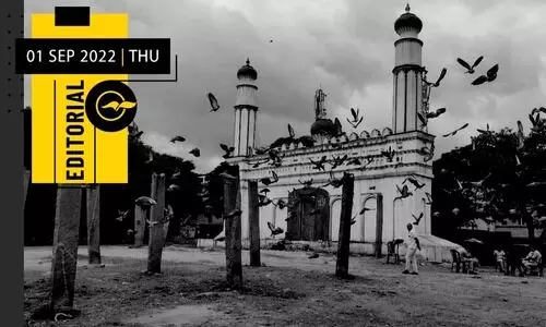 ഈദ്ഗാഹിലെ ഗണേശോത്സവവും വീട്ടിലെ നമസ്കാരവും