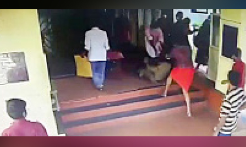 മെഡി. കോളജിൽ ഡി.വൈ.എഫ്.ഐ ആക്രമണം; കൂ​ട്ടി​രി​പ്പു​കാ​ർ​ക്കും സുരക്ഷാ ജീ​വ​ന​ക്കാ​​ർ​ക്കും മാ​ധ്യ​മം ലേ​ഖ​ക​നും മ​ർ​ദ​നം