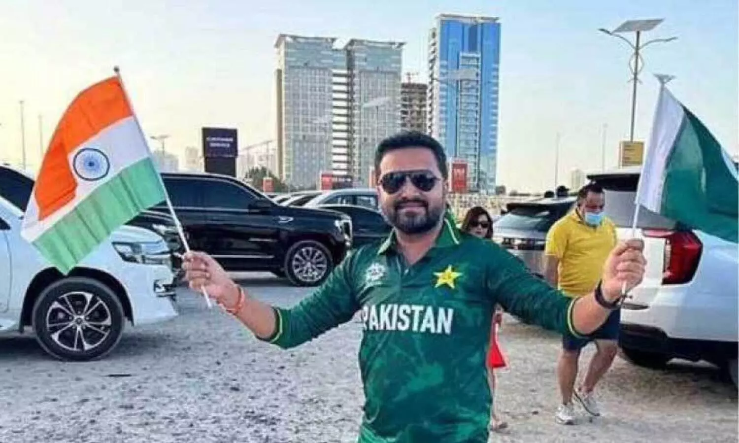 പാക് ജഴ്സിയണിഞ്ഞ ഉത്തർപ്രദേശ് സ്വദേശിക്കെതിരെ പൊലീസിൽ പരാതി