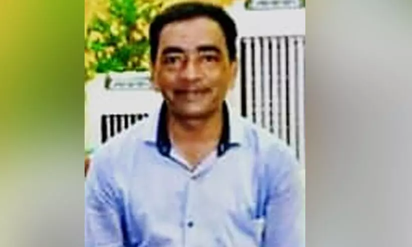 ഉച്ചക്ക് വിശ്രമത്തിന് റൂമിൽ പോയ മലയാളി കുഴഞ്ഞുവീണ് മരിച്ചു ഉച്ചക്ക് വിശ്രമത്തിന് റൂമിൽ പോയ മലയാളി കുഴഞ്ഞുവീണ് മരിച്ചു