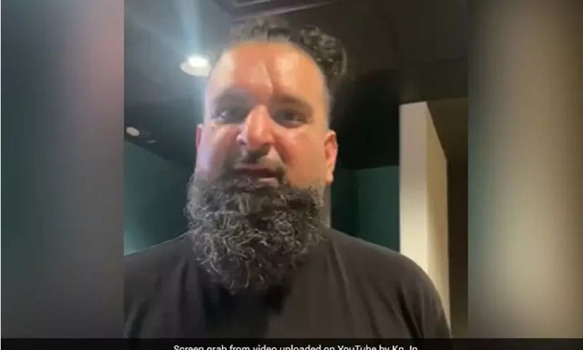 വൃത്തികെട്ട ഹിന്ദു, വെറുപ്പുളവാക്കുന്ന നായ; ന്യൂയോർക്കിൽ ഏറ്റുമുട്ടി ഇന്ത്യക്കാർ വൃത്തികെട്ട ഹിന്ദു, വെറുപ്പുളവാക്കുന്ന നായ; ന്യൂയോർക്കിൽ ഏറ്റുമുട്ടി ഇന്ത്യക്കാർ