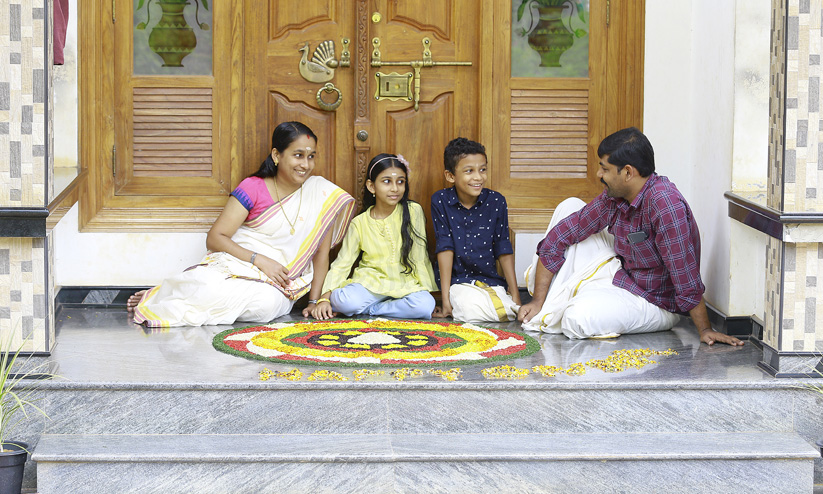 തിരിച്ചറിവുകളുടെ, തിരുത്തപ്പെടലുകളുടെ തുടക്കമാവട്ടെ ഓണം തിരിച്ചറിവുകളുടെ, തിരുത്തപ്പെടലുകളുടെ തുടക്കമാവട്ടെ ഓണം