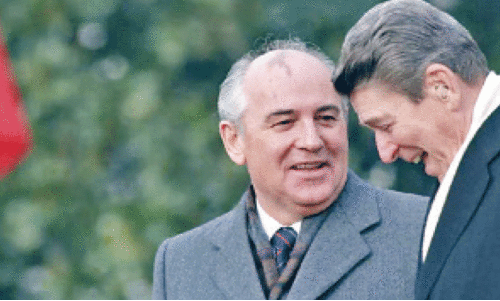 ഗോർബി രക്ഷകനോ ഒറ്റുകാരനോ?