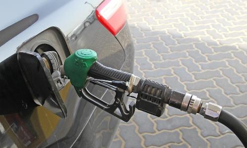 യു.എ.ഇയിൽ ഇന്ധന വില കുറഞ്ഞു