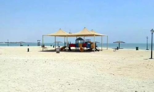 നവീകരണം: അൽ വക്റ, ഫർകിയ ബീച്ചുകൾ അടച്ചു