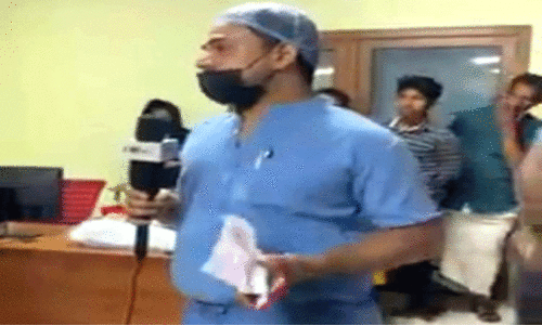 ശസ്ത്രക്രിയക്ക് തിയറ്റർ അനുവദിക്കുന്നില്ലെന്ന്; താലൂക്ക് ആശുപത്രിയിൽ ഡോക്ടറുടെ പ്രതിഷേധം ശസ്ത്രക്രിയക്ക് തിയറ്റർ അനുവദിക്കുന്നില്ലെന്ന്; താലൂക്ക് ആശുപത്രിയിൽ ഡോക്ടറുടെ പ്രതിഷേധം