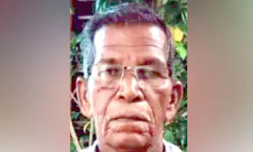 തിരമാലതട്ടിയെടുത്ത രണ്ടുവയസ്സുകാരന്‍ ലക്ഷ്മണന്‍റെ കരങ്ങളിൽ സുരക്ഷിതം