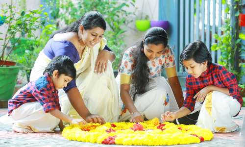 പെണ്ണോണം പൊന്നോണം