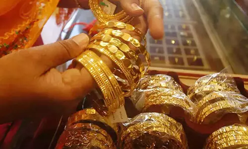 സ്വർണ വില വീണ്ടും കുറഞ്ഞു