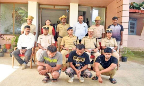 മ​യ​ക്കു​മ​രു​ന്നു​മാ​യി കു​ട​കി​ൽ മൂ​ന്ന് മ​ല​യാ​ളി​ക​ൾ അ​റ​സ്റ്റി​ൽ