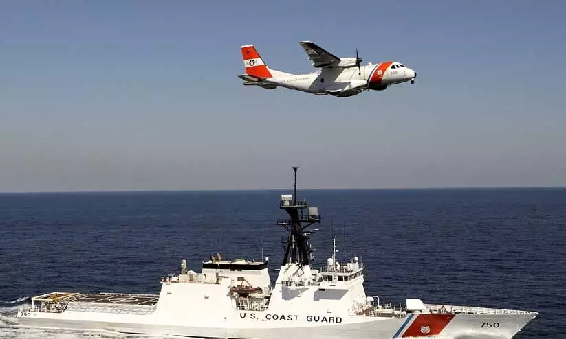 കോസ്റ്റ്ഗാർഡിൽ 300 നാവിക്, യാന്ത്രിക് 300 ഒഴിവ്