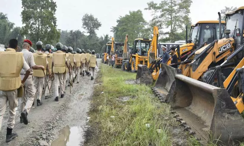അസമിൽ 330 ഏക്കറിലെ താമസക്കാരെ ഒഴിപ്പിച്ചു