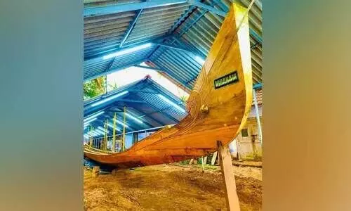 ചുണ്ടൻ വള്ളങ്ങൾ സുഖചികിത്സയിൽ; നാളെ പുന്നമടയിൽ പോരിനിറങ്ങും